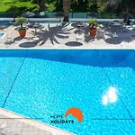 #189 Sea View Pool & Balcony Apartman *