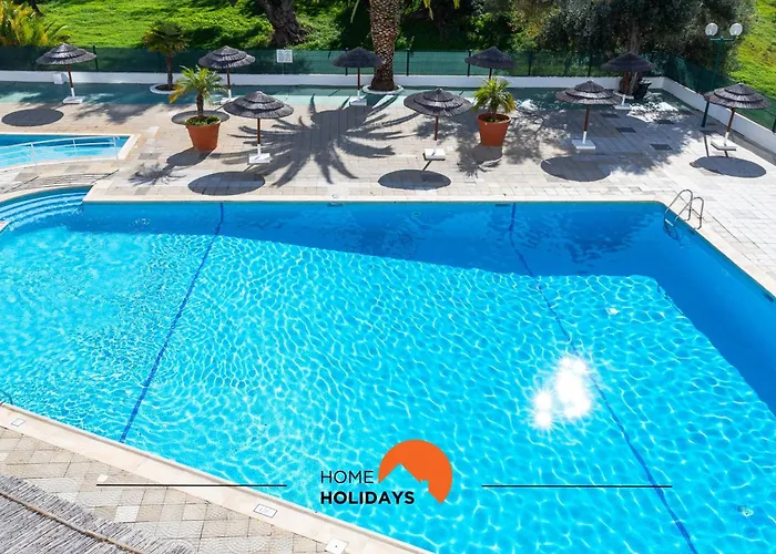 #189 Sea View Pool & Balcony Апартаменты *